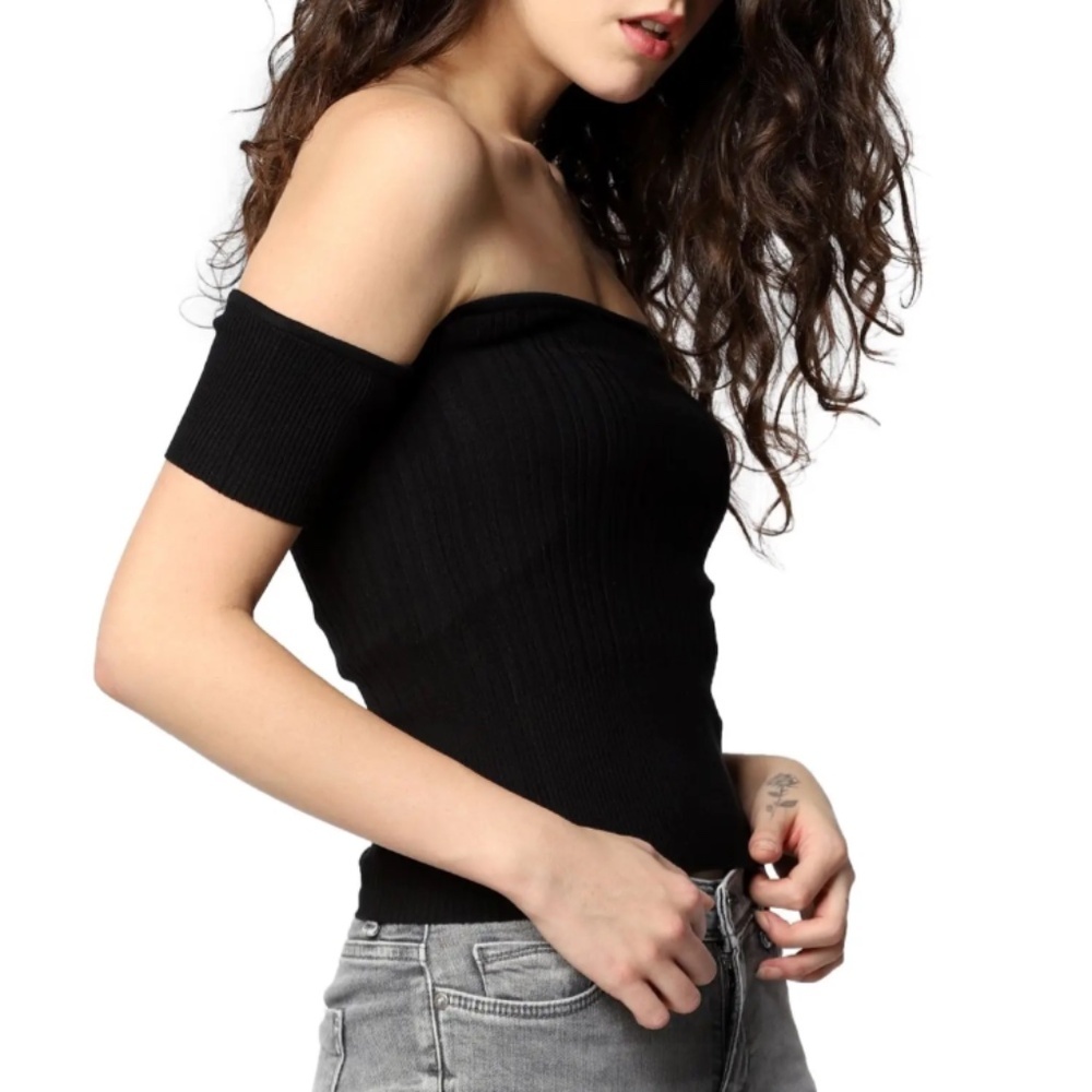 Reformation Black Off the Shoulder Slim Fit Minimalist Sweater Top Size Medium